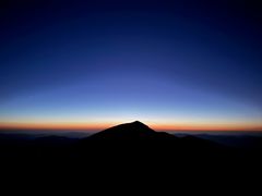 -灵山