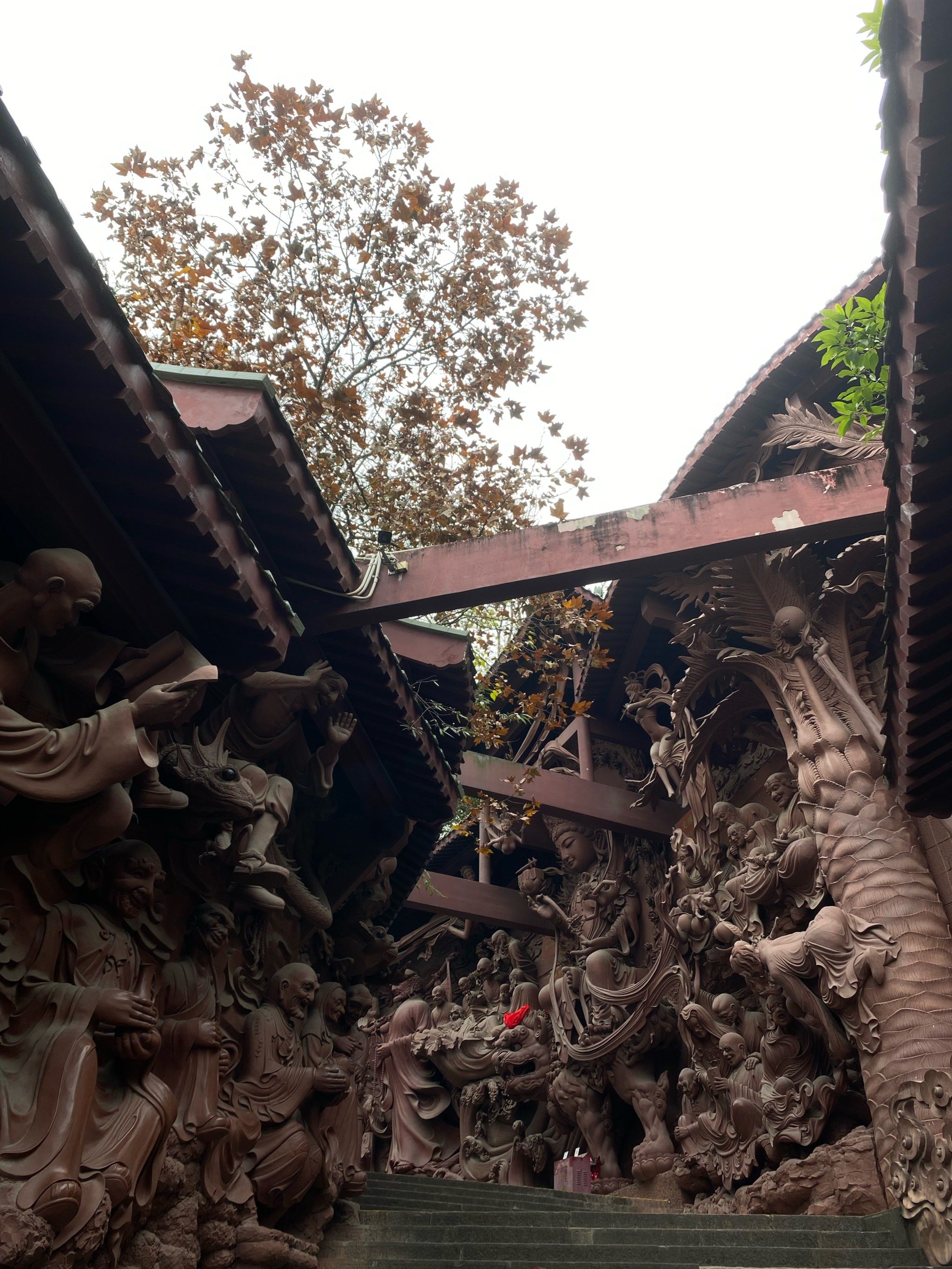 圣水寺一游
一直都想来绵阳圣水寺看看
在网络上就看到很多惊艳的