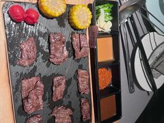 -左庭右院鲜牛肉火锅黑金店(陆家嘴中心店)