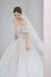 -Renee芮亦婚纱(原丽莎)