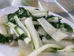 蒜蓉炒青菜-红月湾海鲜饭店•沙滩海景(双月湾店)