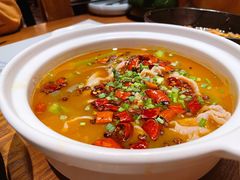 -云海肴·汽锅鸡·云南菜(天山百盛优客店)