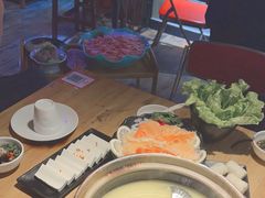-捞围鲜·港式打边炉(海阳路店)