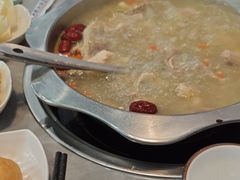 -光头药膳鸡(莱茵小镇店)