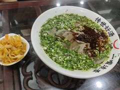-牛一嘴·兰州牛肉面·大盘鸡(财富中心店)