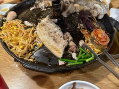 -江南猪肉商会无限续吃(弘大店)