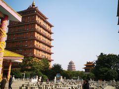 -华西龙希大酒店旅游观光区