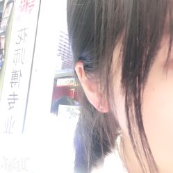 -花师傅专业手穿耳洞打耳洞穿孔