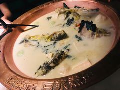 豆浆煮黄骨鱼-佬麻雀·新湘菜(珠海金发购物中心店)
