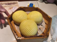 流沙包-悦满楼·西关名点·湛江名菜(航空综合大厦店)