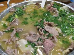 -杨三孃跷脚牛肉(西外棕榈岛店)