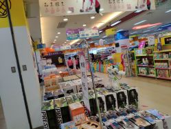 -孩子王(盐城宝龙广场店)