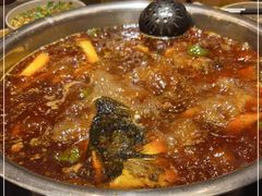 -肖肖酸萝卜鱼火锅(总店)
