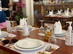 -Thai Pothong Restaurant