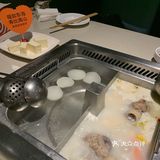 今天妈妈要去巴黎春天浦建店附近办点事