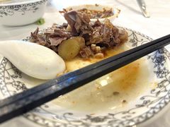 -鲁朗纳麦石锅鸡庄园