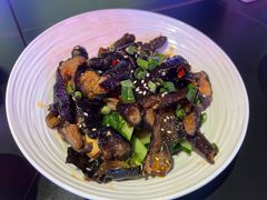 -粉墨特色菜·烧烤音乐酒馆