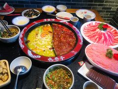 -水巷子·巴掌腰片重庆火锅(巧家店)
