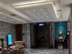 -弘安丽水温泉酒店