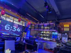 -喜鹊音乐酒馆(西街店)