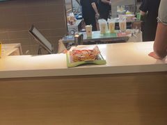 -麦当劳(轻轨曹杨路店)