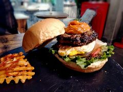 -HIGH FIVE哈福手工汉堡(桂林路店)