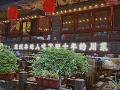 -万松园美食街