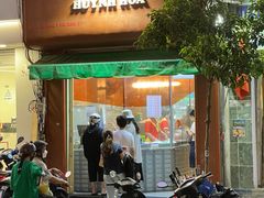 -Bánh Mì Huynh Hoa