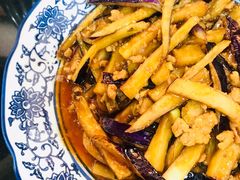肉末茄子-一锅厨东北水饺店(厦大店)