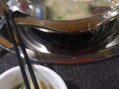 -肖仙仙羊肉汤·始于1996年(郫都店)