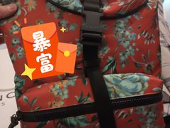 -GIVENCHY(佛罗伦萨小镇奥莱店)
