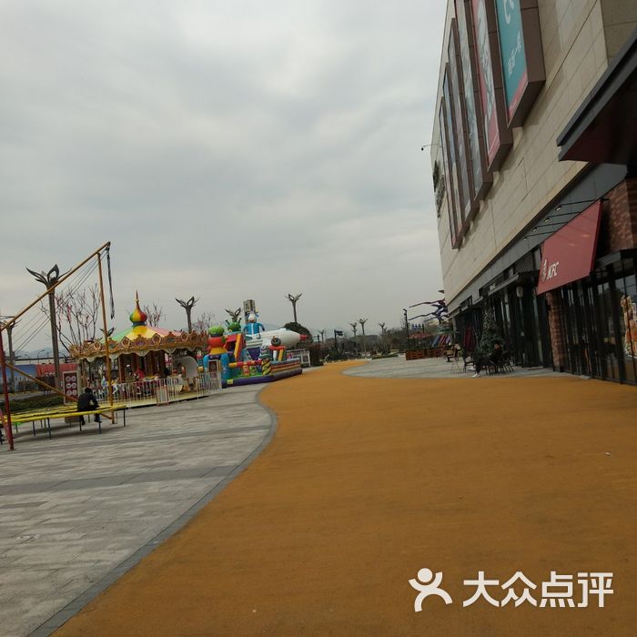 宝龙·佛堂城市广场