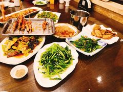 -洁神饭庄·海鲜·青岛菜·30年老字号(五四广场店)