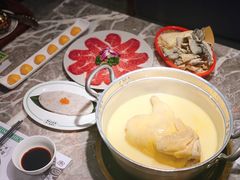 金牌花胶浓汤鸡煲-禄婶鸡煲·打边炉