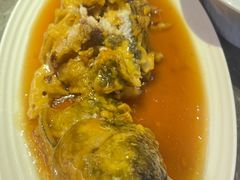 糖醋鲤鱼-闫府私房菜·百年鲁菜(恒隆店)