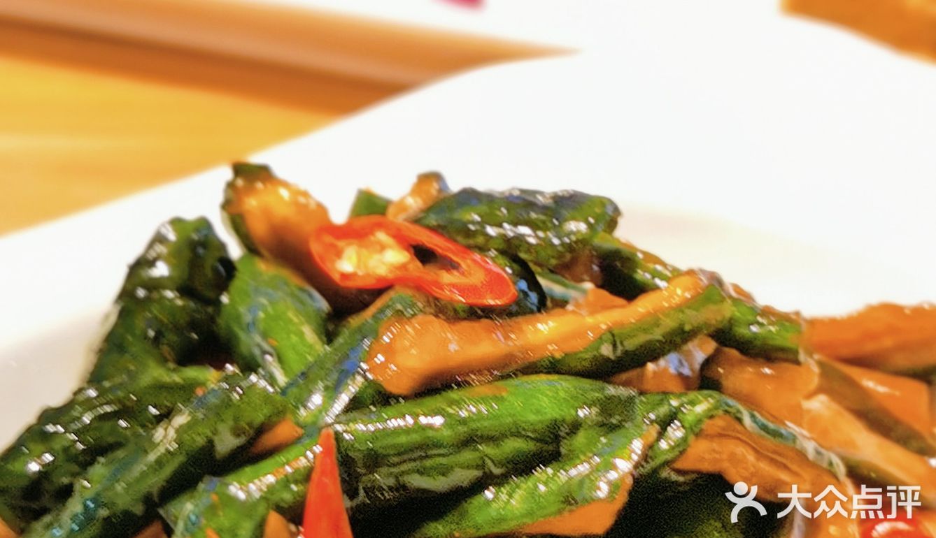通州美食 | 环球美食大街必打卡饭馆，2层小楼儿~