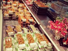 -盒马鲜生(红莲店)