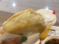 -荀记肉夹馍(三八家乐福店)