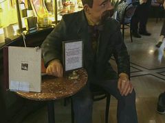 -中央咖啡馆