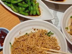 -肥肥虾庄·金牌油焖大虾(首义路店)