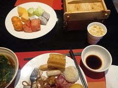 -筠咖啡西餐厅(上海国展宝龙丽筠酒店)