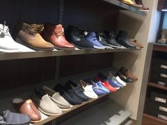 -UGG(燕莎奥特莱斯购物中心店)