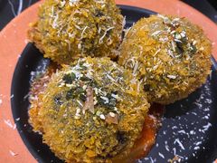 墨鱼芝士饭团-KCOOKING概念韩餐(世茂52+店)