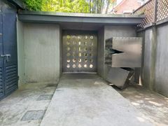 -穹六人间 people 6(岳阳路店)