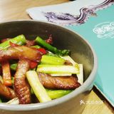 桌上粥是鲜香粥  眼前人是心上人