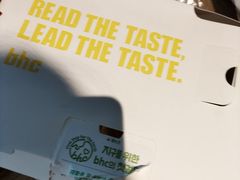 -BHC炸鸡(明洞总店)