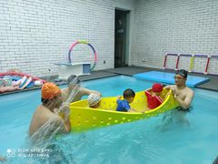 -IBOBI亲子游泳俱乐部(华侨城中心)
