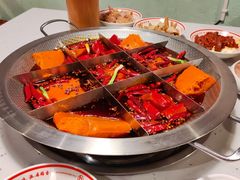 -厂花素芬九宫格火锅(银泰店)
