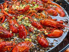 香辣小龙虾火锅-小鳌陪你小排档·四季小龙虾·田鸡·宵夜(中央第五街店)