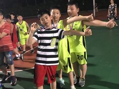 -呈康体育青少年篮球培训班(虹口店)